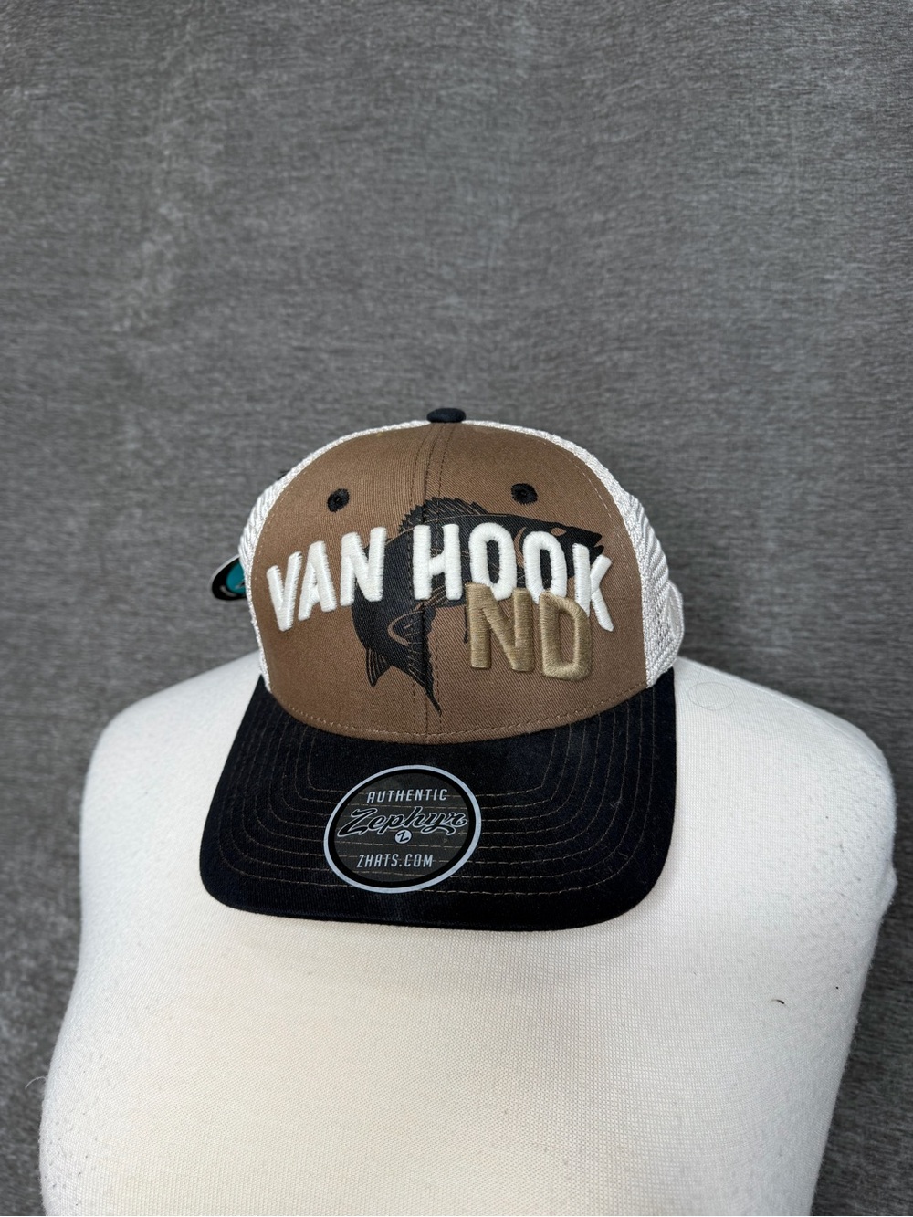 Zephyr Gray & White Mesh Back Cap